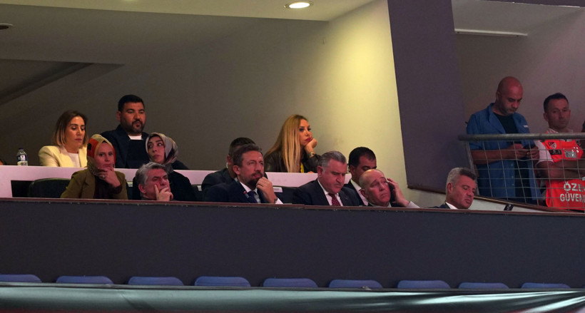 Cumhurbaşkanlığı Kupası Fenerbahçe Beko'nun: Beşiktaş'ın çabası yetmedi - Resim : 2