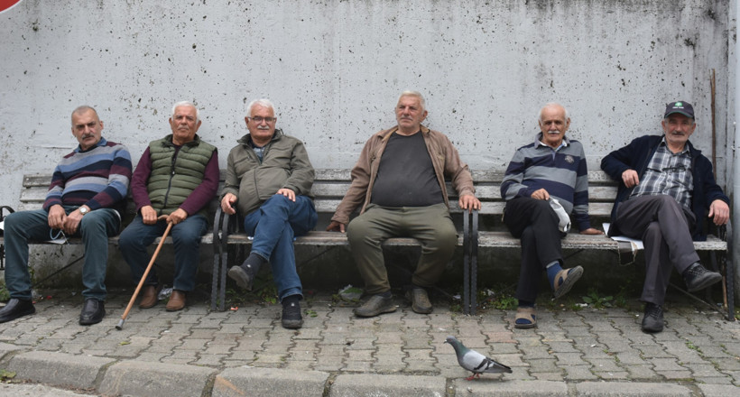 Sınırın ikiye ayırdığı köyde akrabalık bağları 104 yıldır sürüyor - Resim : 6