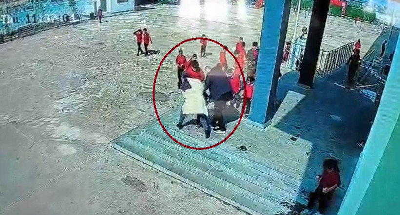 Diyarbakır’da nefes borusuna mandalina kaçan öğrenciyi müdür yardımcısı kurtardı - Resim : 1
