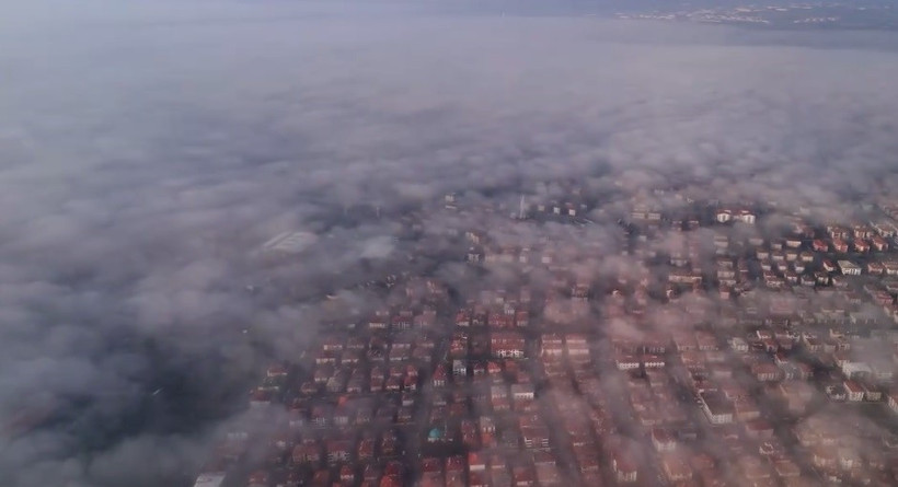 Erzincan'da görüş mesafesi 20 metreye düştü - Resim : 1