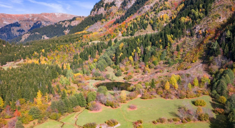 Gökyüzünden bakıldığında ‘göz’ şeklini alıyor: Fotoğrafçıların yeni rotası oldu - Resim : 2