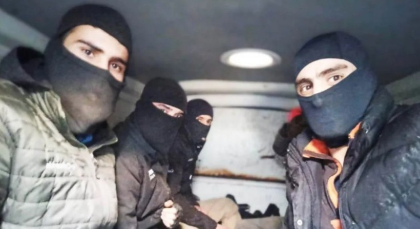 BBC araştırması: Yunanistan, göçmenleri Türkiye'ye geri itmek için yine göçmenleri kullanıyor - Resim : 1