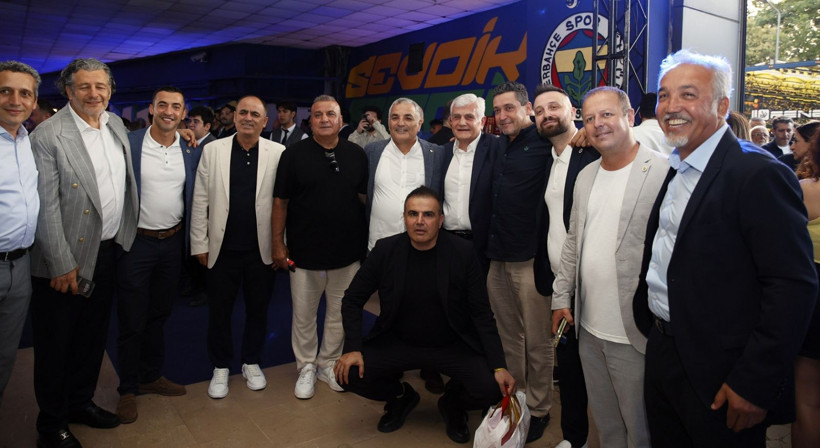 Kadıköy'de büyülü gece: Fenerbahçe'den unutulmaz lansman - Resim: 11