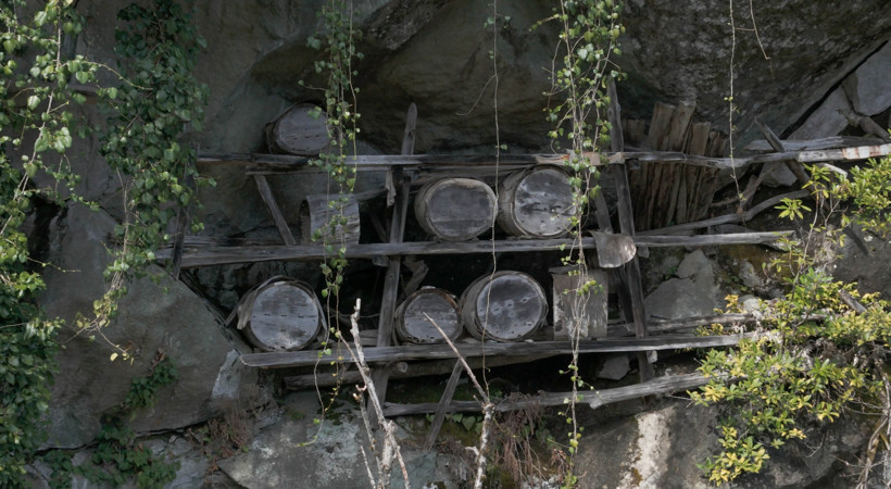 Karlar eriyince canlandı: 90 metreden dökülüyor, baharda coşuyor - Resim : 3