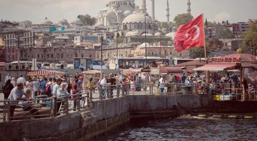7 bin 100 TL y&uuml;r&uuml;rl&uuml;ğe girdi. 100 metre yaklaşana kesiyorlar - Resim : 2