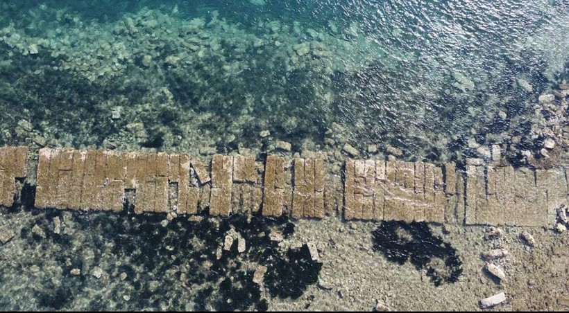 Sular çekildi, Kral Yolu ortaya çıktı - Resim : 2