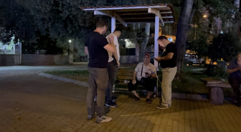Aydın'da görme engelli adamın telefonu çalındı - Resim : 1