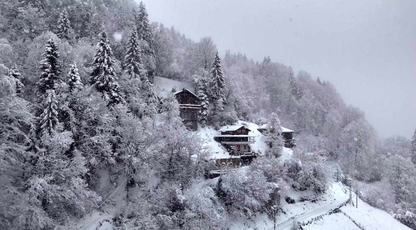 Karadeniz beyaz örtüyle kaplandı - Resim: 1