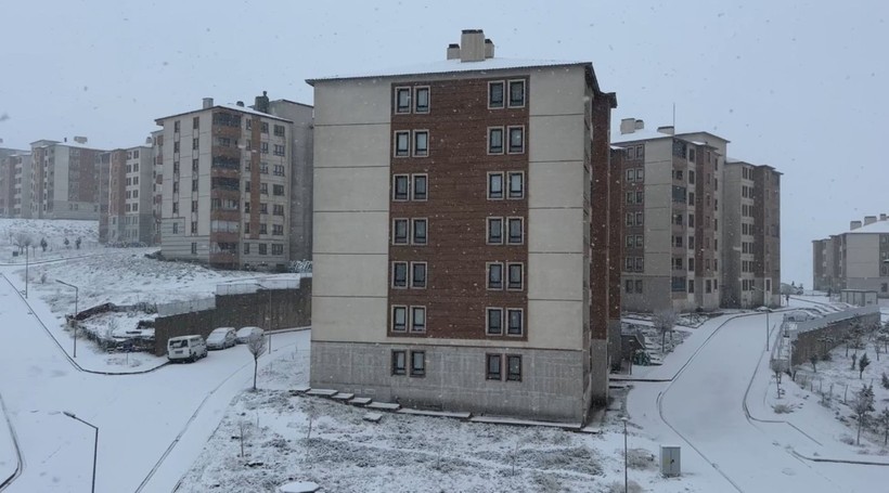 Nisan ayında kış manzaraları: Lapa lapa kar yağdı - Resim: 5