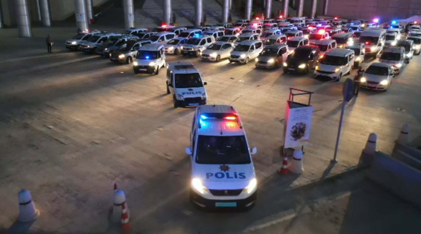 Tunç Soyer'in gözaltına alındığı anlar ortaya çıktı - Resim : 1