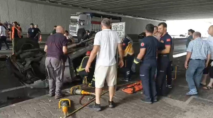 Kastamonu'da feci kaza: 3 ölü, 5 yaralı - Resim: 4