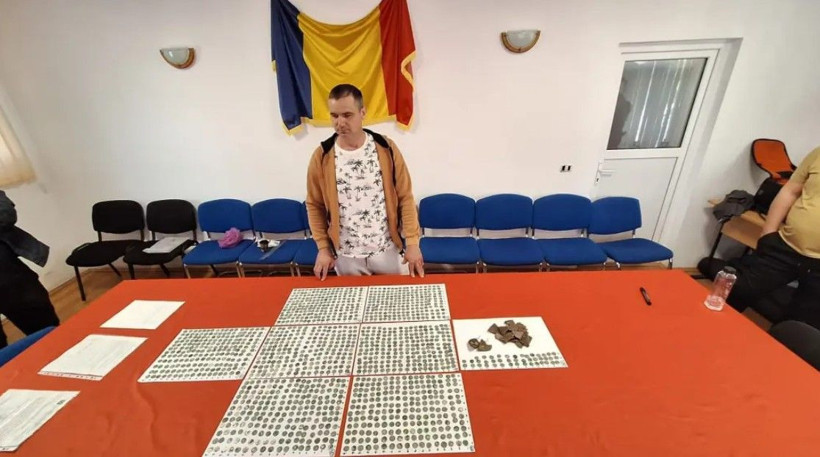 Doğa yürüyüşünde muhteşem keşif: Tarlada hazine buldu - Resim: 2