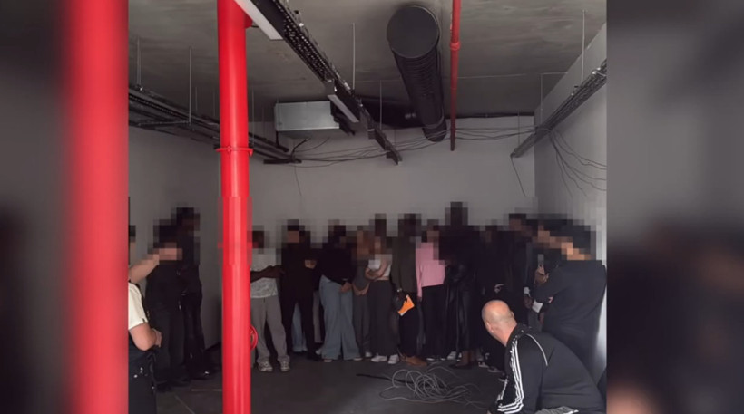 Beyoğlu ve Şişli'de &ccedil;ağrı merkezlerine dolandırıcılık operasyonu: 95 g&ouml;zaltı - Resim : 3