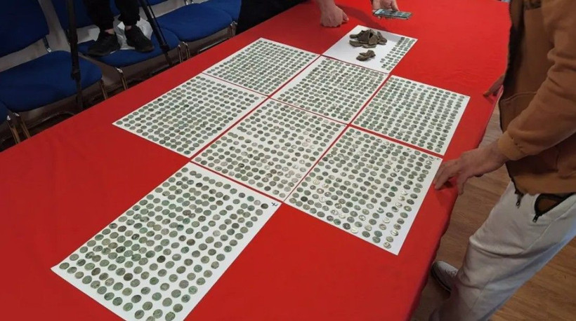 Doğa yürüyüşünde muhteşem keşif: Tarlada hazine buldu - Resim: 3