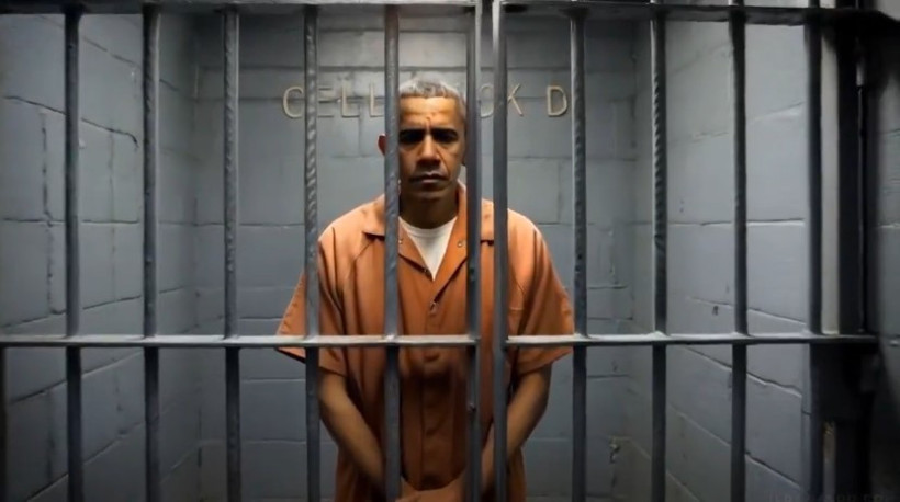 Trump, Obama'yı 'kelepçeletip hapse attı' - Resim : 1