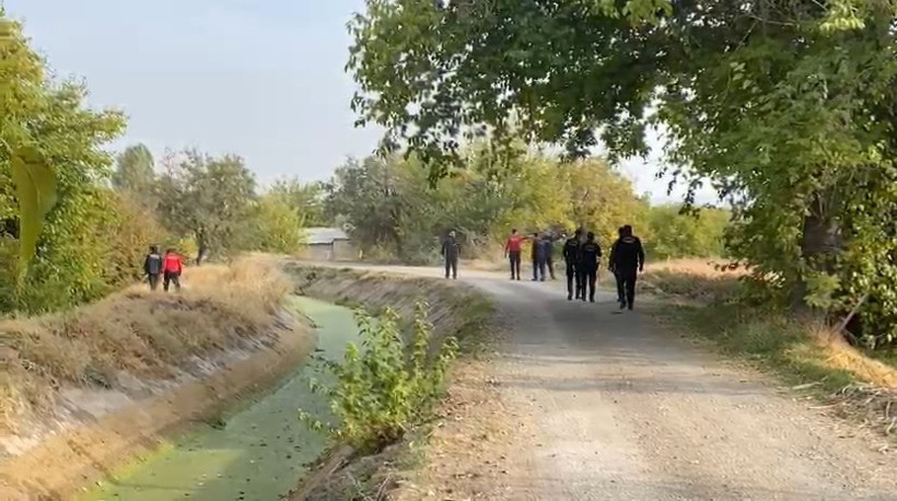 14 yaşındaki Veysel kayboldu! Ekipler dört bir yanda arıyor - Resim : 1