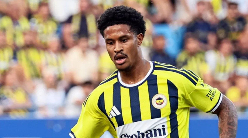 Roma, Fenerbahçe'yi bıktırdı: Oosterwolde'nin dengesi şaştı - Resim: 1