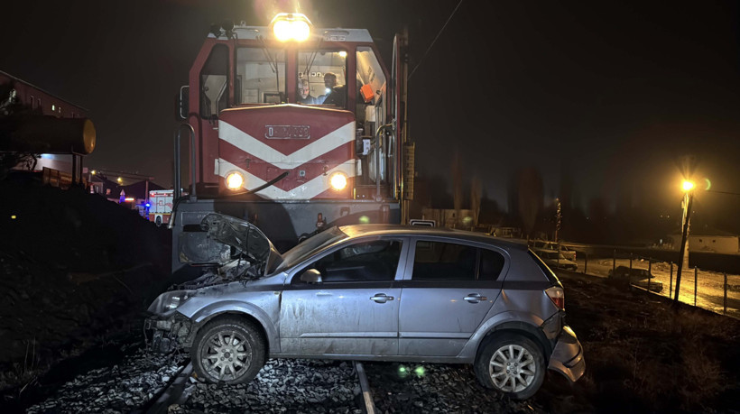 Şanssızlığın böylesi! Canlarını zor kurtardılar - Resim : 1