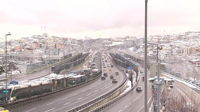 İstanbul'da fragman bitti, asıl kar şimdi başlıyor: AKOM'dan bir uyarı daha geldi - Resim : 2