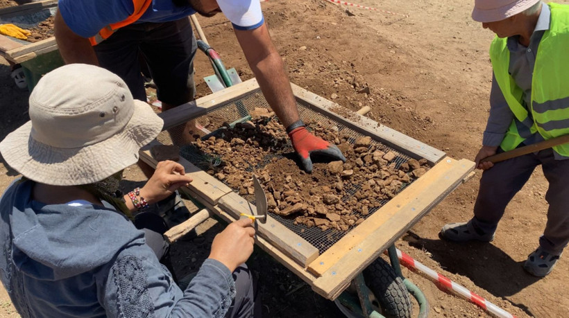 Patara'nın simgesi kent kapısı çevresindeki stoa ve dükkanlar gün yüzüne çıkarılıyor - Resim: 6