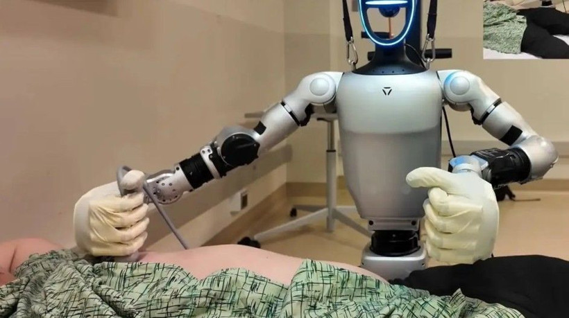 İşte insansı robot doktorlar: Teşhis koyuyor, tedavi ediyor - Resim: 8