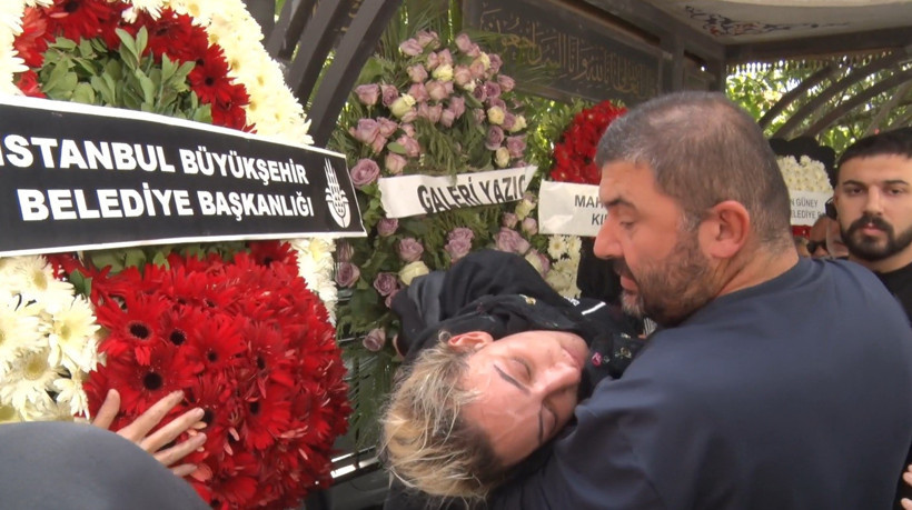 Güllü’ye veda: Kızı fenalaştı - Resim : 2