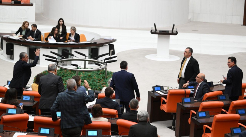 Meclis'te 'mandacı' ve 'alçak' tartışması - Resim: 5