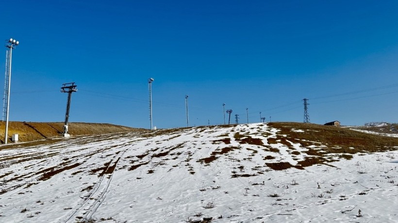 Kar eksikliği kayak sezonunu erteledi - Resim : 1