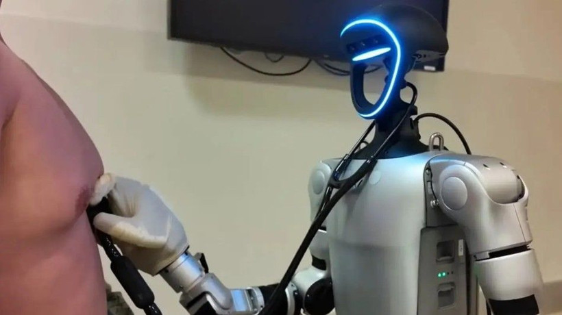 İşte insansı robot doktorlar: Teşhis koyuyor, tedavi ediyor - Resim: 10