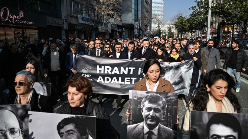 Hrant Dink, öldürüldüğü yerde anıldı - Resim: 1