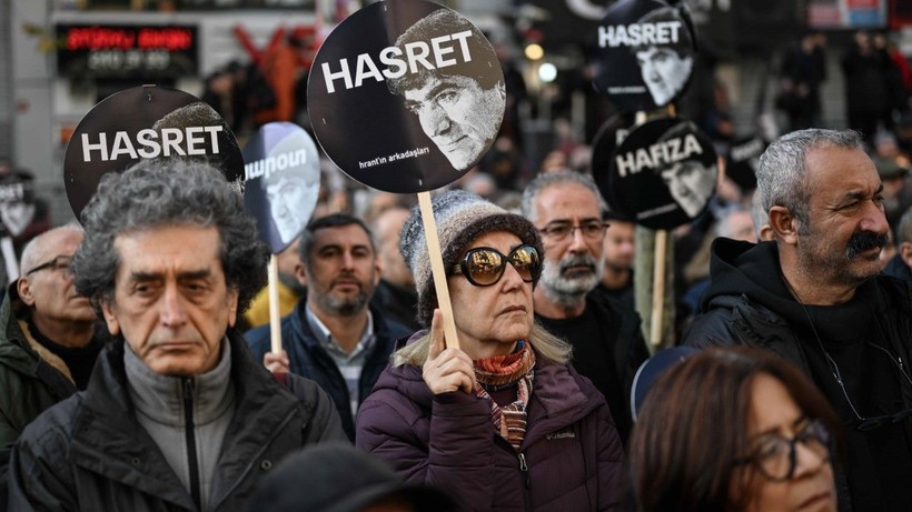 Hrant Dink, öldürüldüğü yerde anıldı - Resim: 5