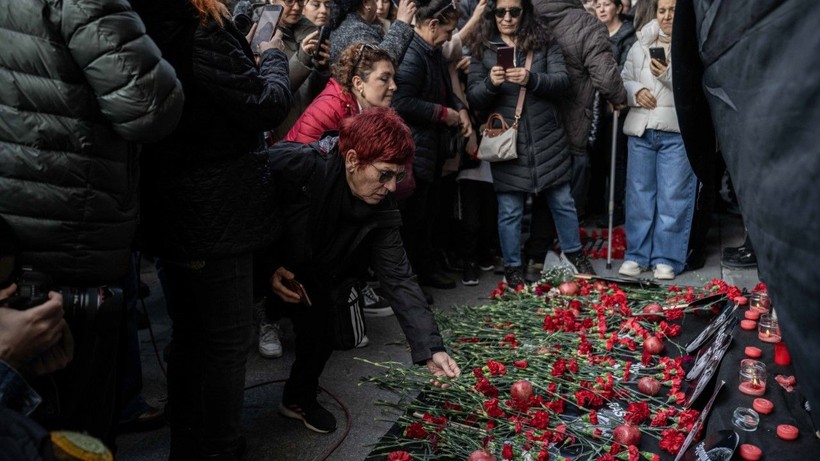 Hrant Dink, öldürüldüğü yerde anıldı - Resim: 9