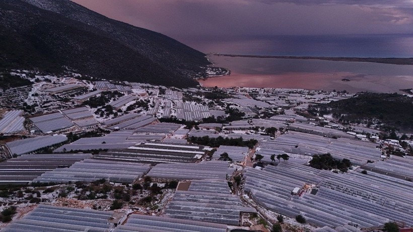 Dolu ve sel kâbusu: Karayolu ulaşıma kapandı - Resim: 24