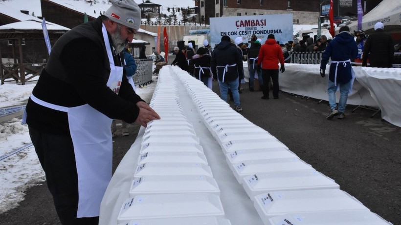 Ordulu dondurmacı, Guinness Rekorlar Kitabı'na girdi - Resim: 4