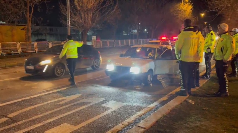 Bakırköy'de kaza: Yaşlı adam ağır yaralı - Resim : 1