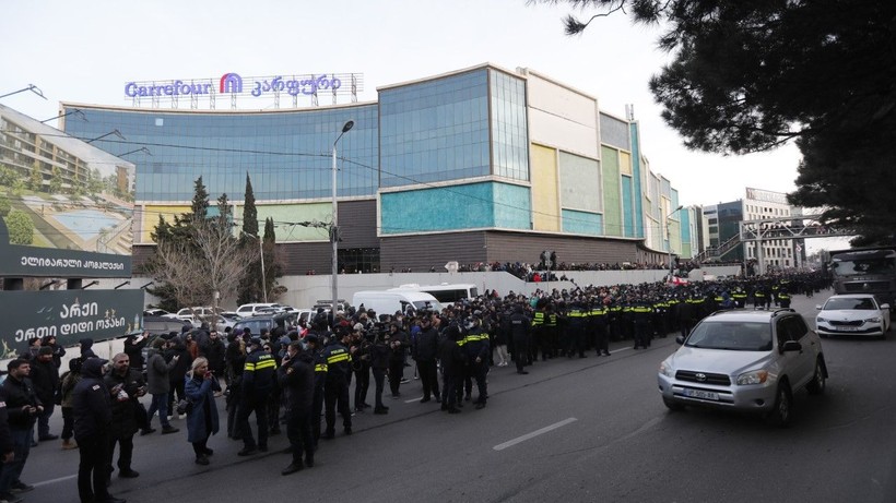 Gürcistan’da AB yanlısı gösteriye müdahale - Resim: 21