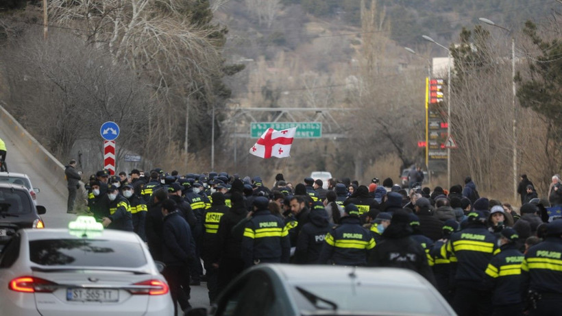 Gürcistan’da AB yanlısı gösteriye müdahale - Resim: 23