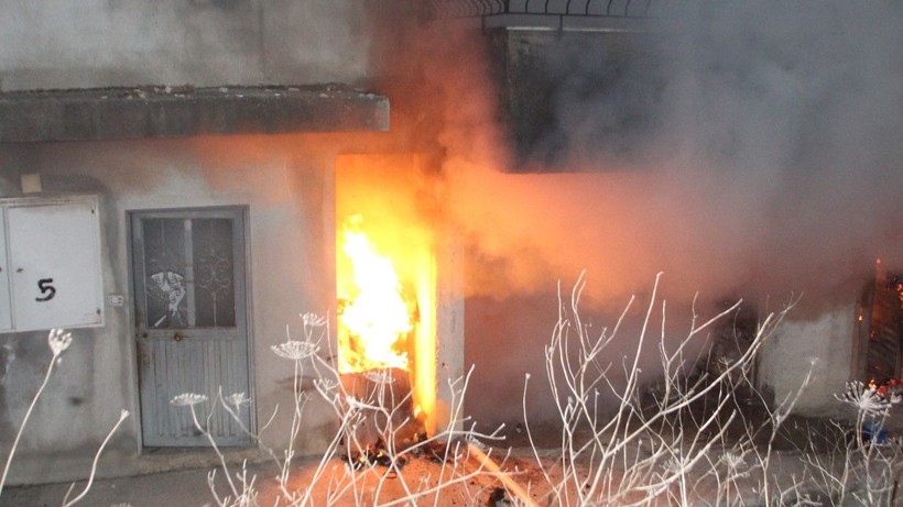 Yaşadığı evi küle çevirdi, gözaltına alındı - Resim: 3