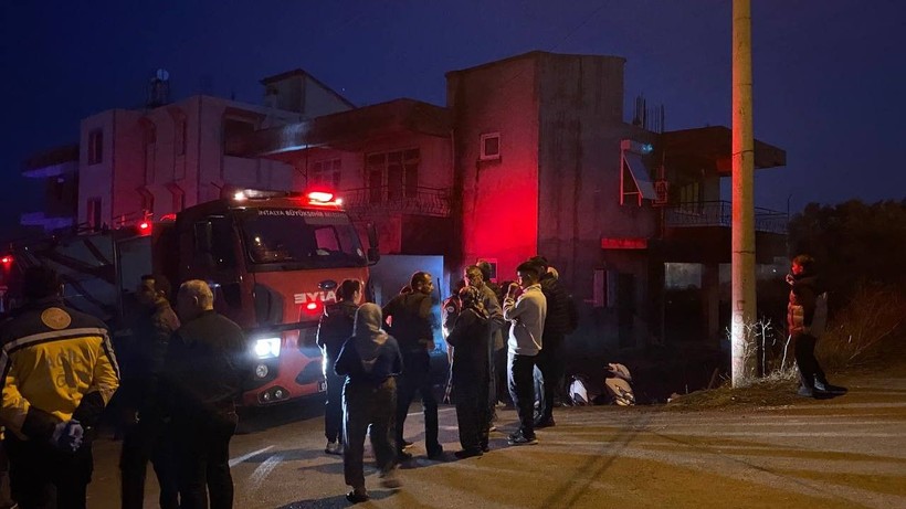 Yaşadığı evi küle çevirdi, gözaltına alındı - Resim: 7