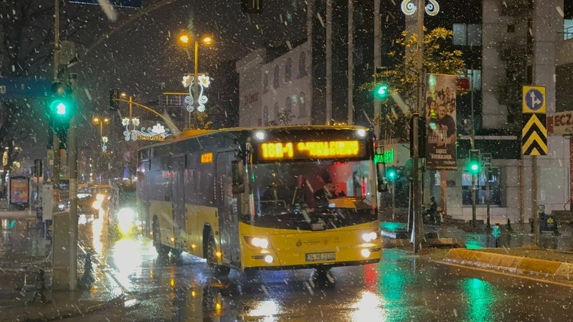 İstanbul'da kar yağışı - Resim: 8