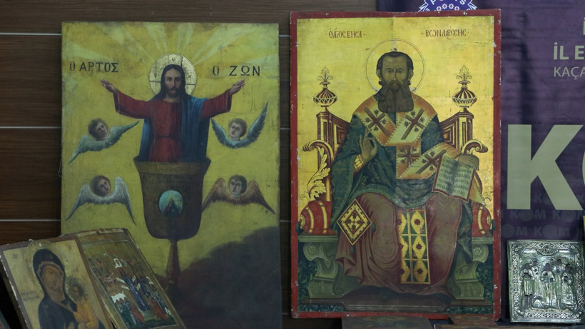 İstanbul'da Hz. İsa ve Hz. Meryem ikonaları ele geçirildi - Resim : 1