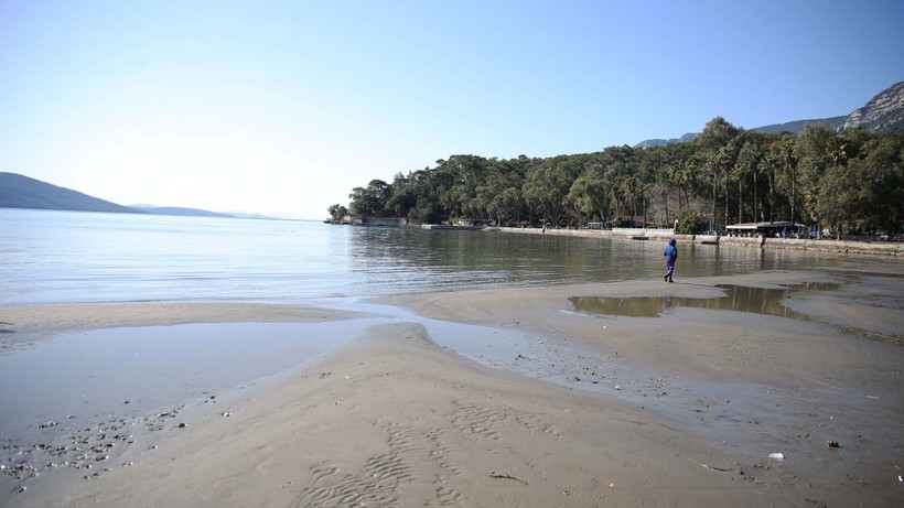 İzmir'in ardından İstanbul’da da deniz çekildi - Resim: 16