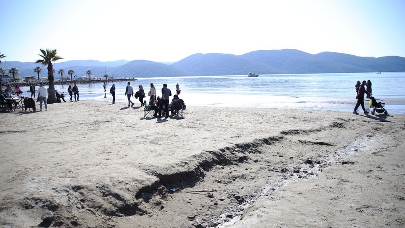 İzmir'in ardından İstanbul’da da deniz çekildi - Resim: 19