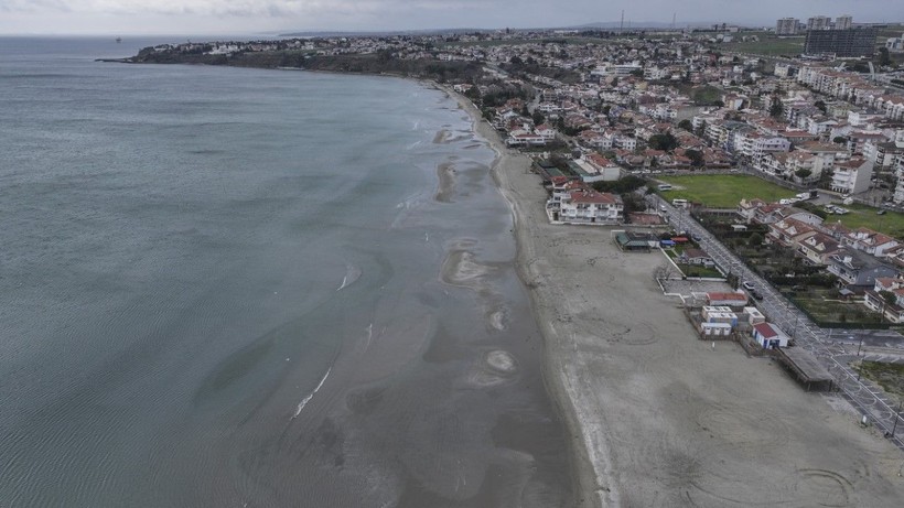 İzmir'in ardından İstanbul’da da deniz çekildi - Resim: 7