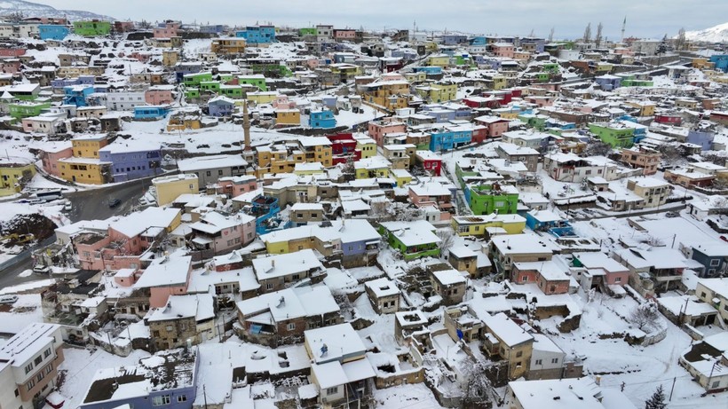 Renk cümbüşüne kar dokunuşu! Kayseri'de eşsiz kış manzarası - Resim: 4