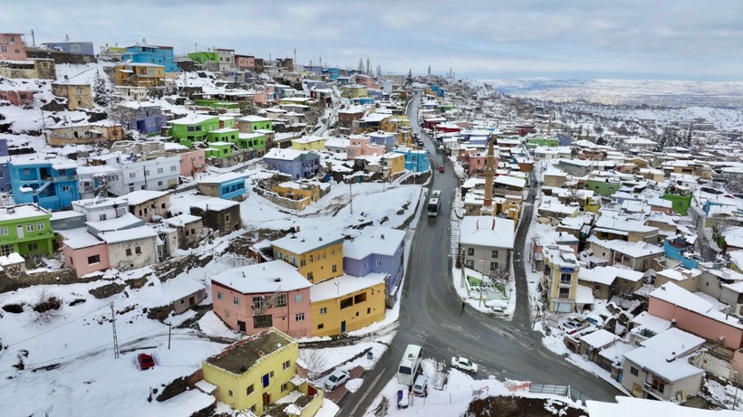 Renk cümbüşüne kar dokunuşu! Kayseri'de eşsiz kış manzarası - Resim: 8