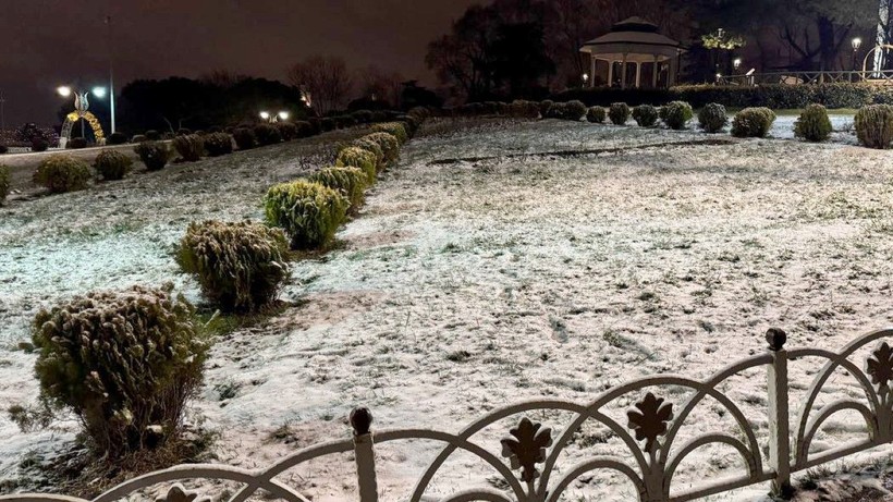 İstanbul’da kar: Yollar beyaza büründü - Resim: 8