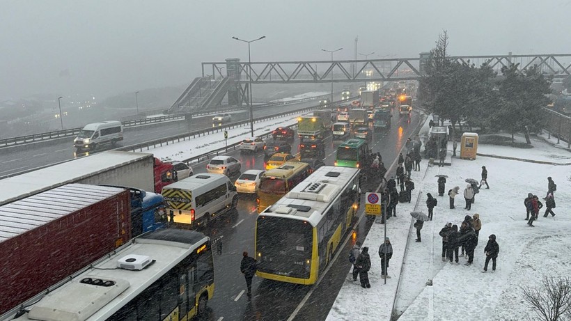 İstanbul'un karla imtihanı - Resim: 2