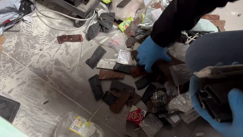 Ev değil cephanelik - Resim : 2