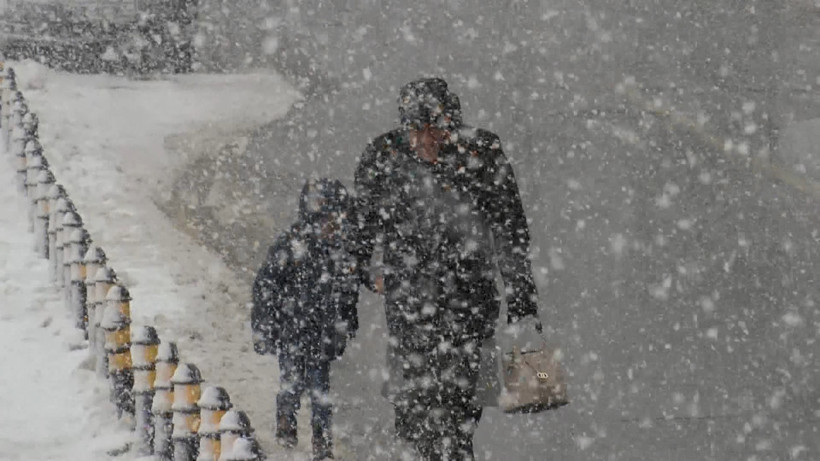 İstanbulluların karla imtihanı - Resim : 2